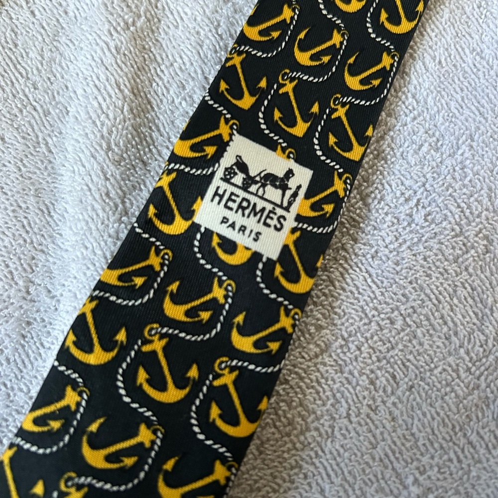 Silk mens tie